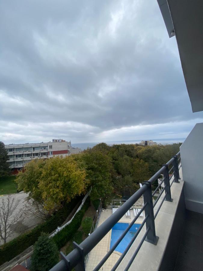 Apartments Danita & Restaurant&Pool Bar Varna Esterno foto