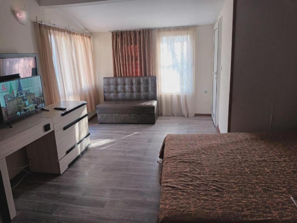Apartments Danita & Restaurant&Pool Bar Varna Esterno foto